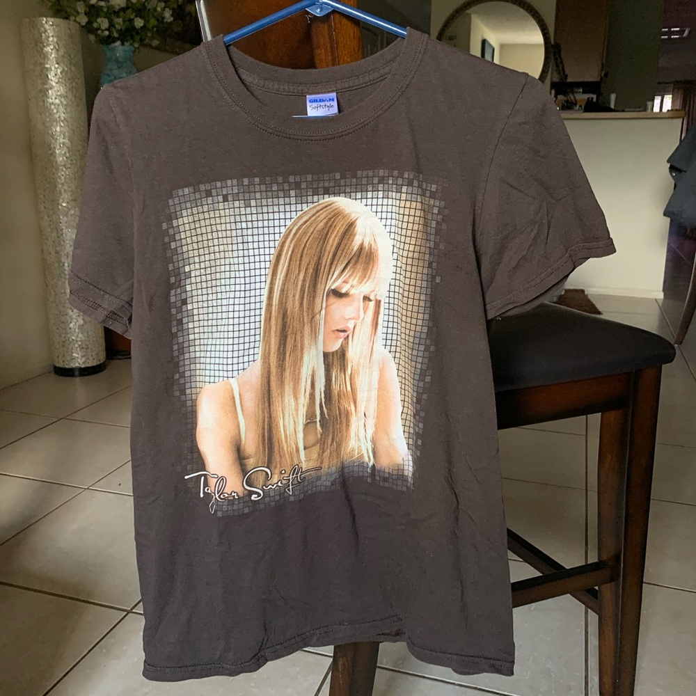 Speak Now tour shirt
